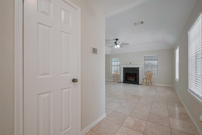 Foto del edificio - 21319 Park Mill Ln