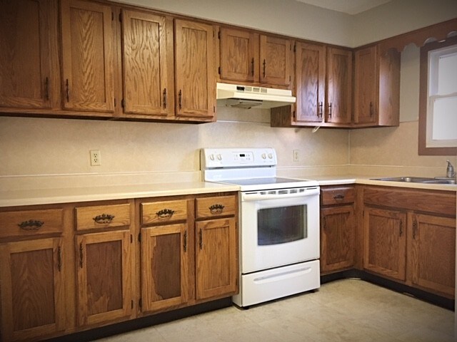 Building Photo - 107 Clearview Ct