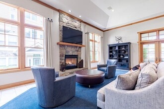 Interior Photo - Arbor Ridge