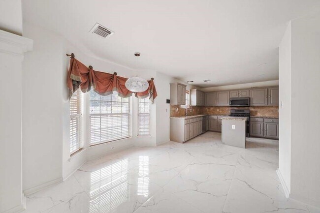 Foto del edificio - 611 Brazos Trace Dr