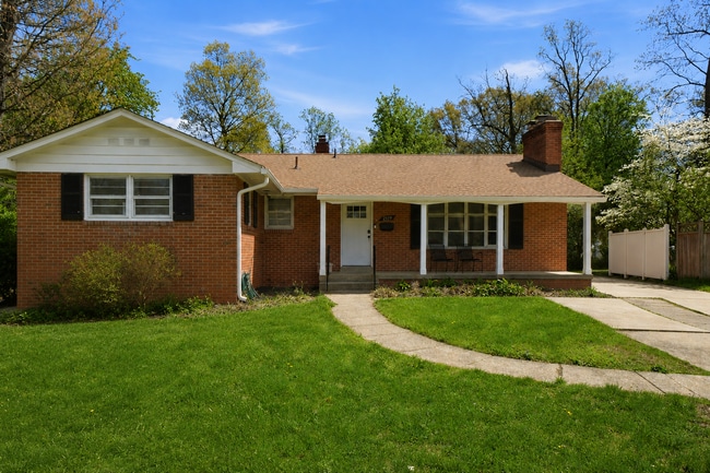 Building Photo - 3519 Duke St