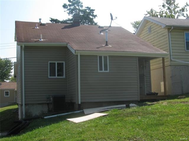 Building Photo - 2307 Burns Ave