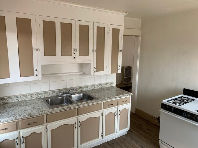 Kitchen Counter and Cabinets - 3123 Pasadena Ave