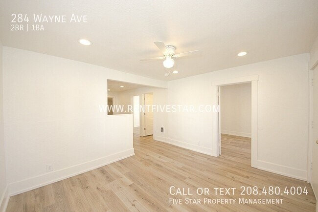 Building Photo - Charming 2 Bedroom 1 Bathroom Home, Pets N...