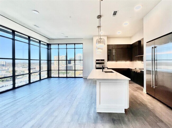 Foto del edificio - 3331 Oak Grove Ave