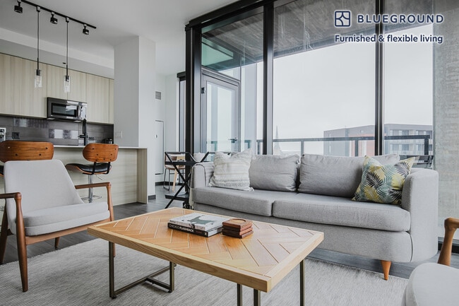 Foto del edificio - 1400 W Randolph St