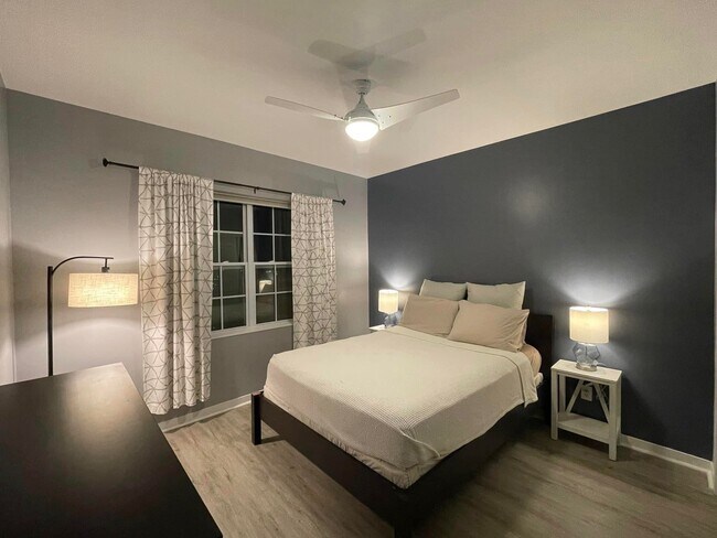 Foto del edificio - 2601 W 8th St
