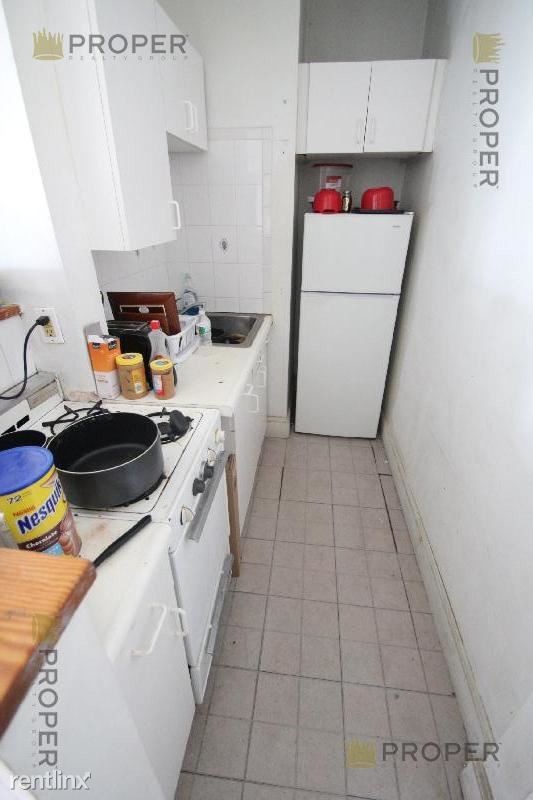 Building Photo - Studio, 1 bath  - 1633 Commonwealth Ave