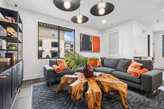 Building Photo - Bell Presidio