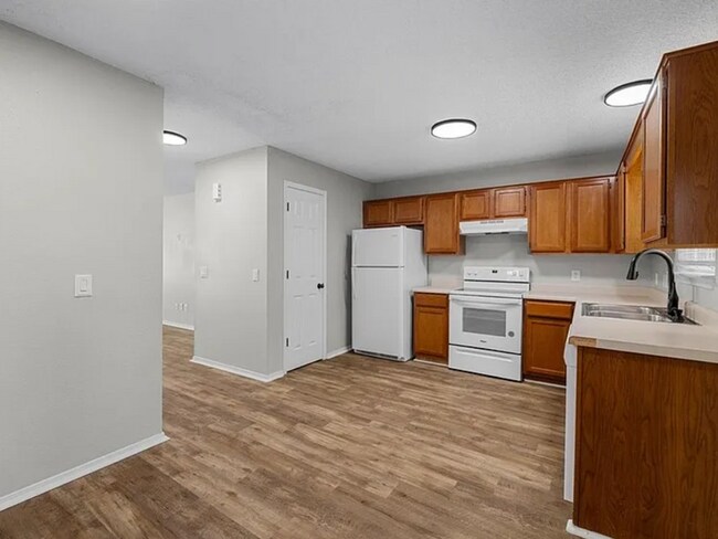 Foto del edificio - 3301 SW Victoria Pl