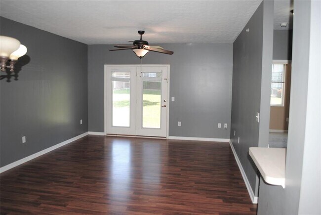 Foto del edificio - 6231 Amber Creek Ln