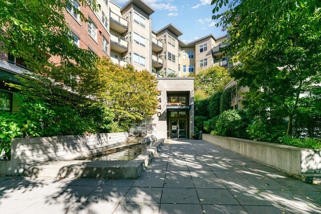 Building Photo - Spacious 1 Bedroom + Den in Canal Station – Prime Ballard Location! - $2,775