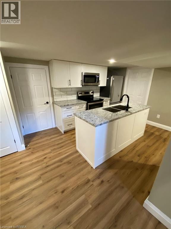 Building Photo - 25 Hickery Pl