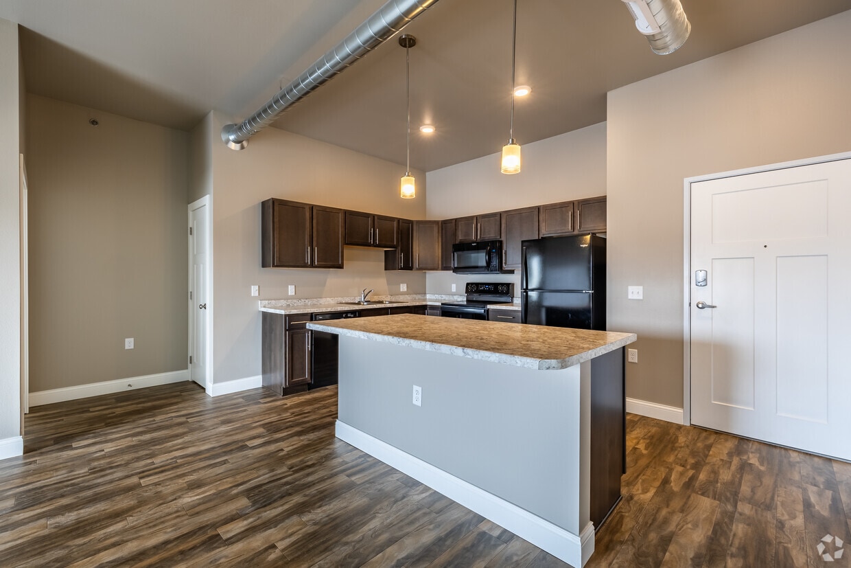 Primary Photo - Third Avenue Lofts