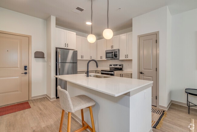 1BR, 1BA - 697SF - Kitchen - Oxlley