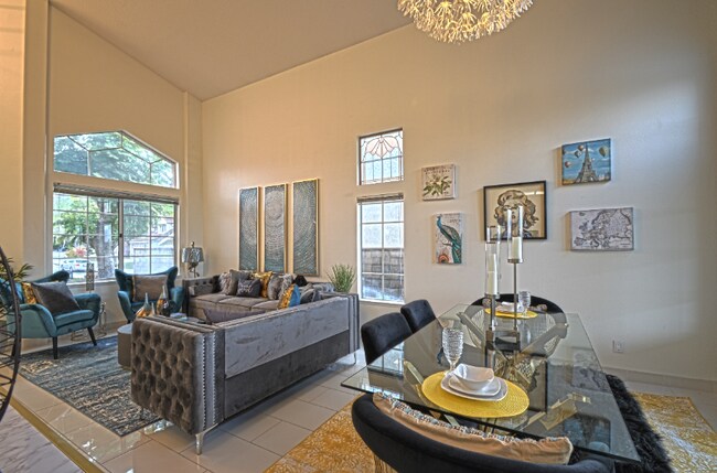 Foto del edificio - 18557 Dancy St