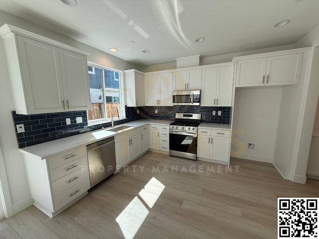 Building Photo - 495 Fortuni Ct