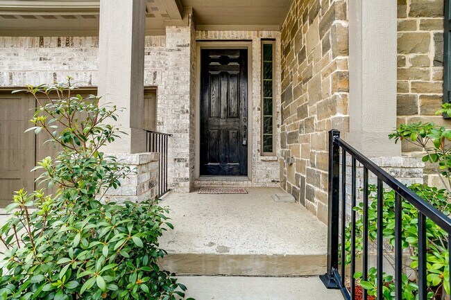 Building Photo - Beautiful 3 Bed, 2.5 Bath Home in Desirabl...