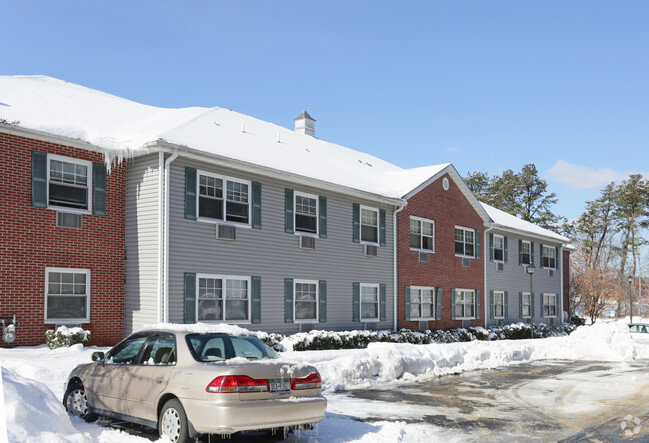 Building Photo - Broadway West Apartments