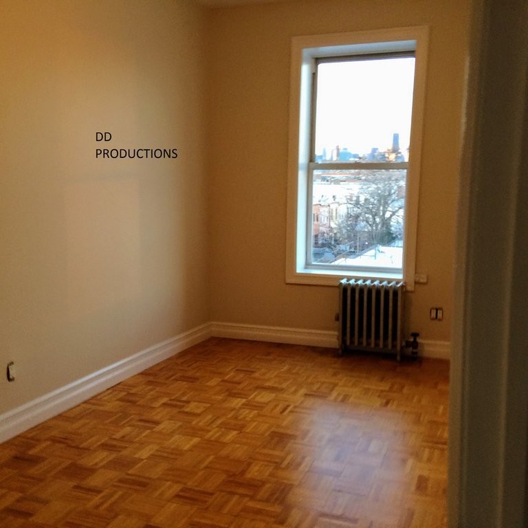 Primary Photo - 203 Norman Ave