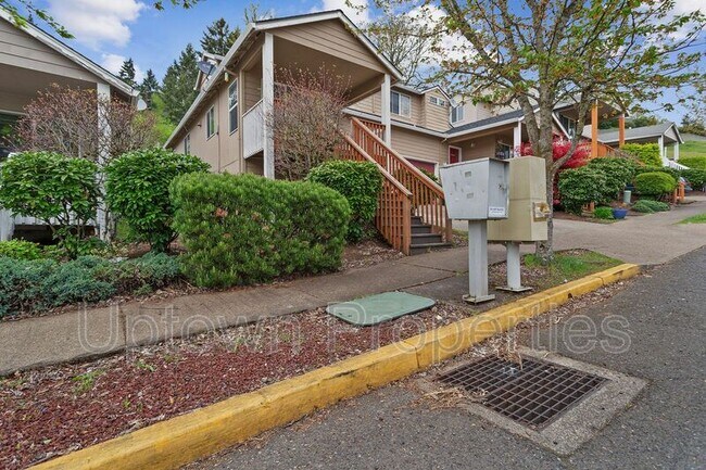 Building Photo - 14186 SE Summerfield Loop