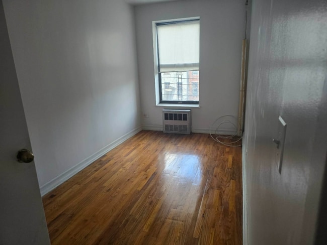 Building Photo - 15 E 126th St