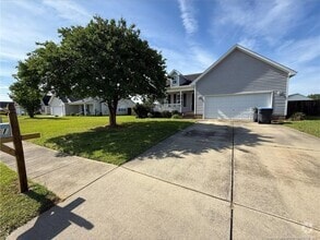 Building Photo - 181 Westminster Dr