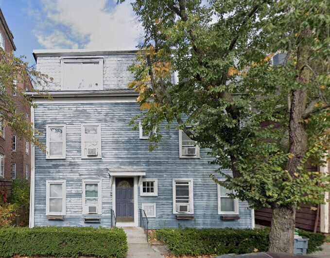 Primary Photo - 199 Mount Auburn St