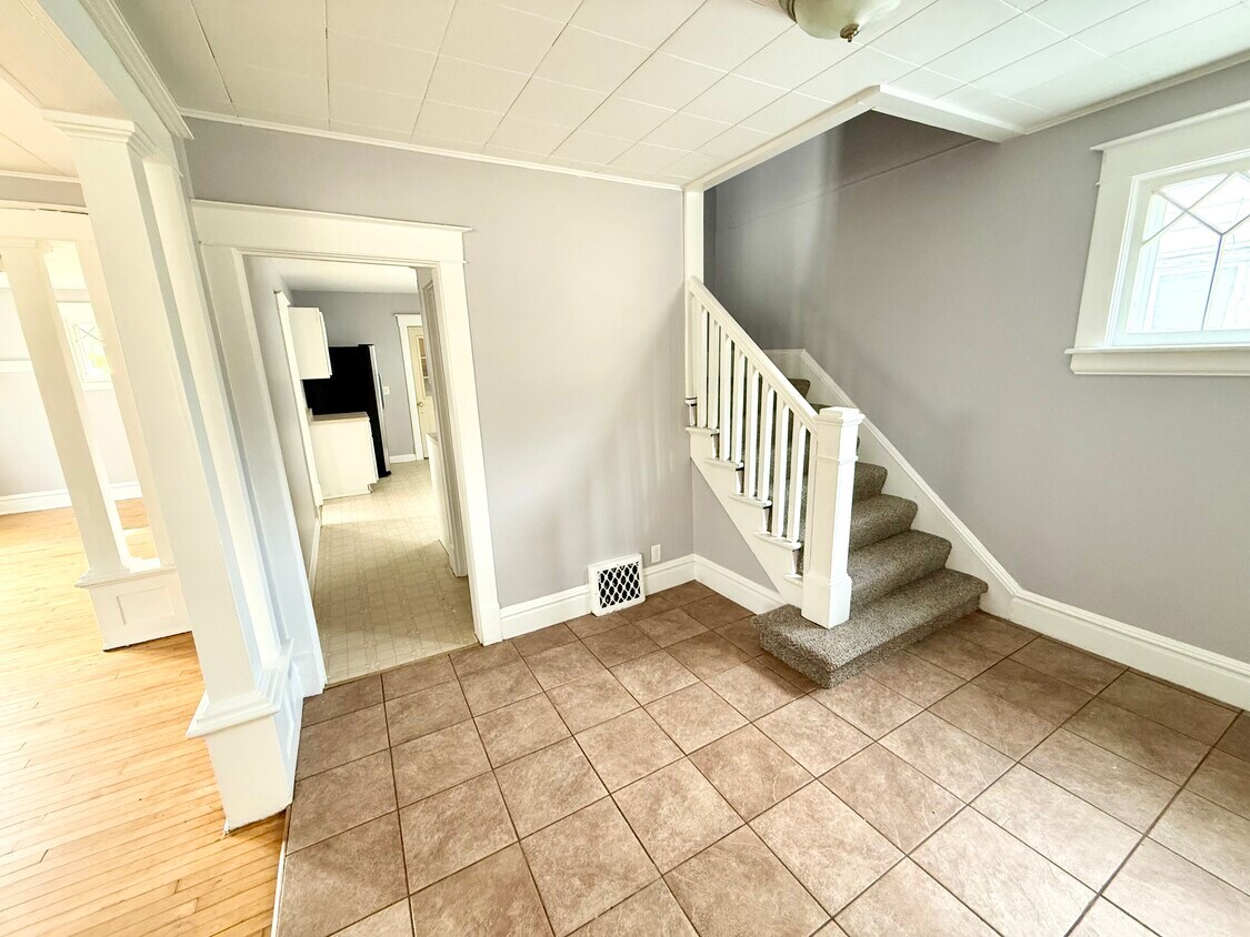 Foto principal - 6628 20th Ave