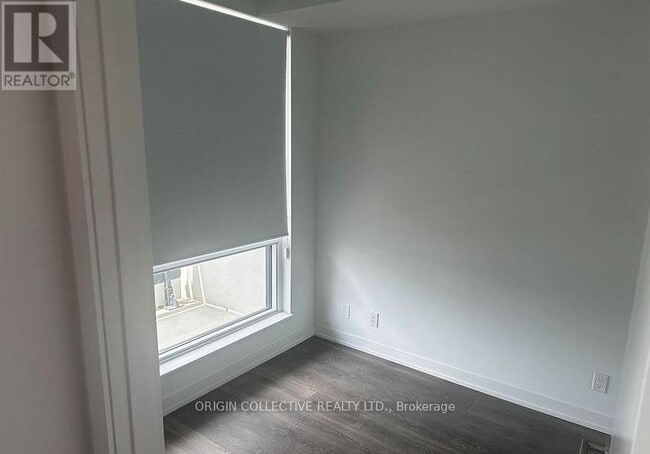 Photo du bâtiment - 7950 Bathurst St