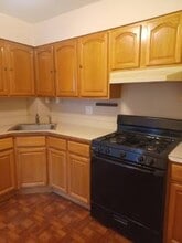 Building Photo - 156-14-156-79 79th St