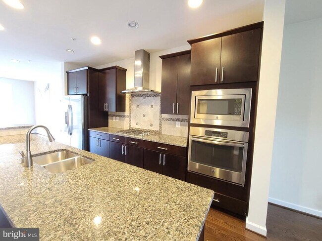 Foto del edificio - 3605 Katherine Way