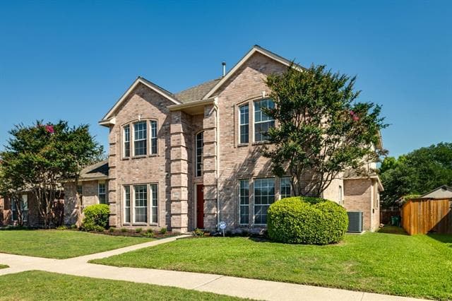Building Photo - 2818 Cheverny Dr
