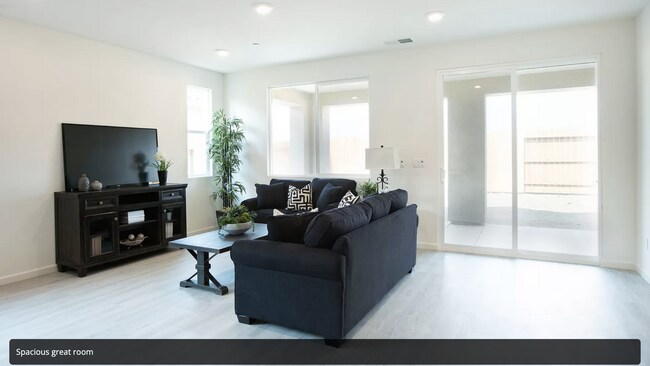 Foto del edificio - 2325 Henri Ln