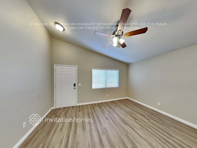 Building Photo - 519 N Adelle