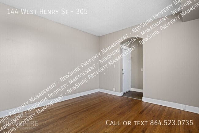 Building Photo - 144 W Henry St
