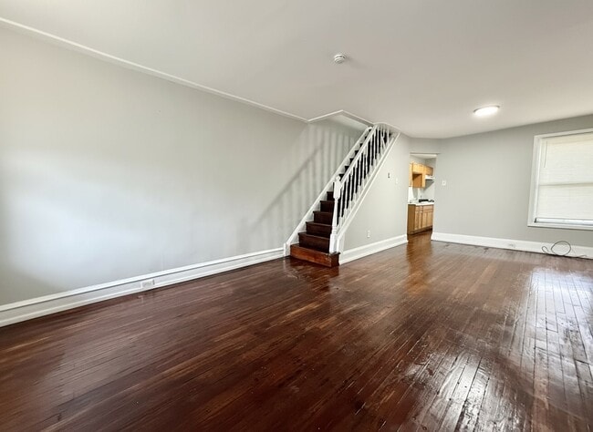 Photo - 2020 Margaret St Townhome