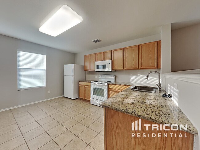 Building Photo - 1125 Mustang Ridge Fort Worth TX