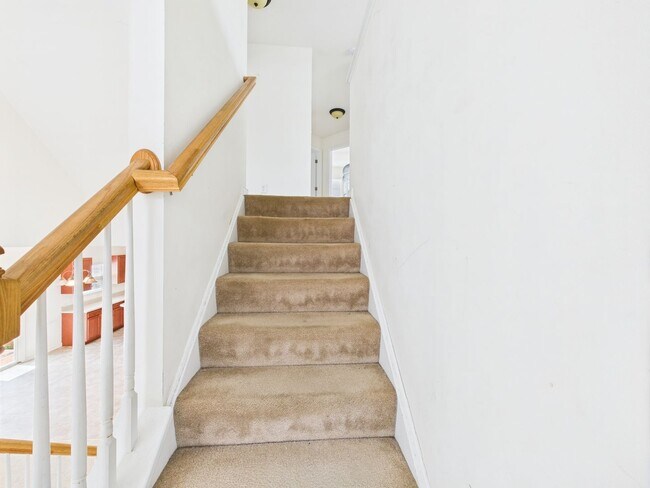 Foto del edificio - 9443 Rutlandshire Dr