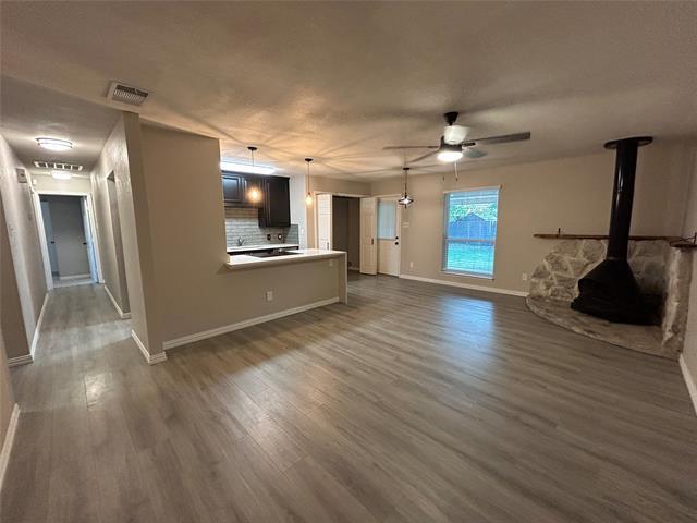 Building Photo - 10105 Peppertree Ln