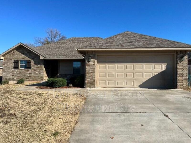 4513 Wagner Lake Dr, Yukon, OK 73099 House Rental in Yukon, OK