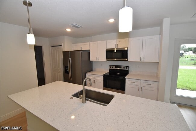 Building Photo - 4668 Addley Ave