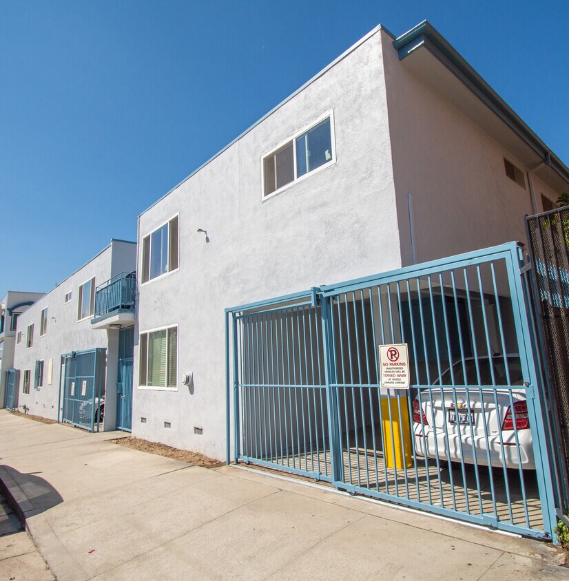 Primary Photo - 25 Navy St