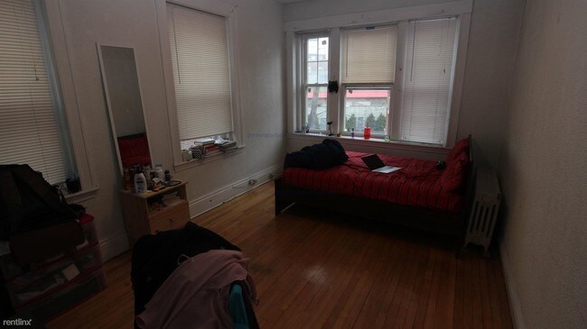 Foto del edificio - 32 Reedsdale St