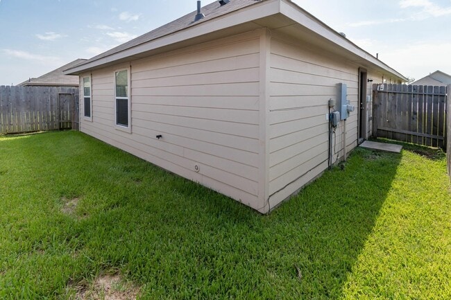 Foto del edificio - 13127 Ingram Gap Ln