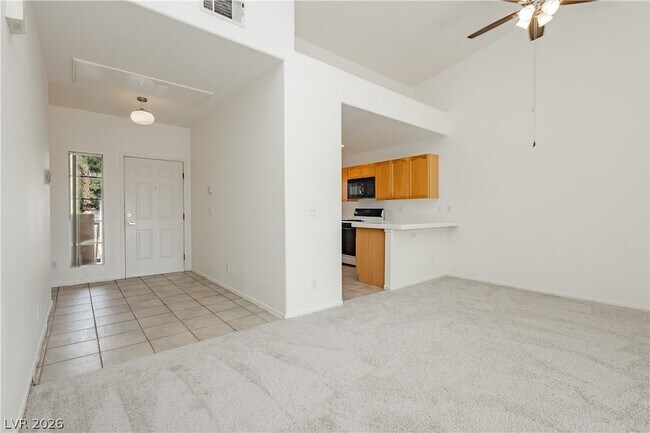 Foto del edificio - 301 Pine Haven St