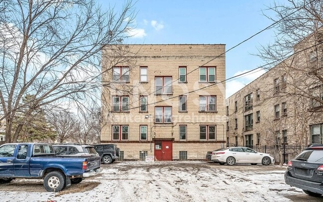 Building Photo - 2218 Nicollet Ave