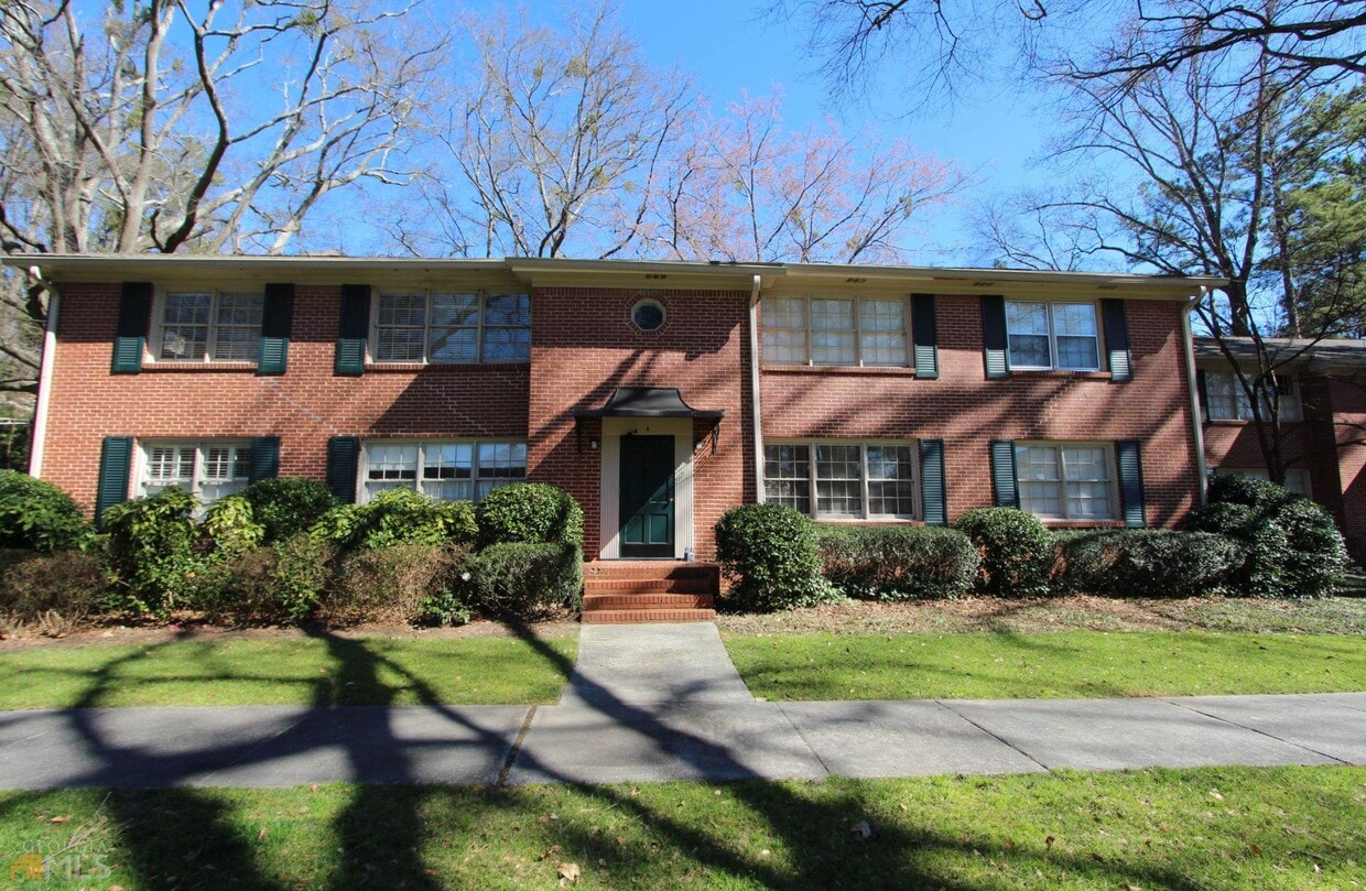 425 Lindbergh Dr NE Unit A3, Atlanta, GA 30305 Condo for Rent in