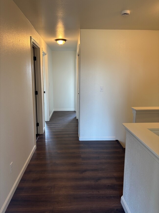 Building Photo - 2010 Cypress Ct