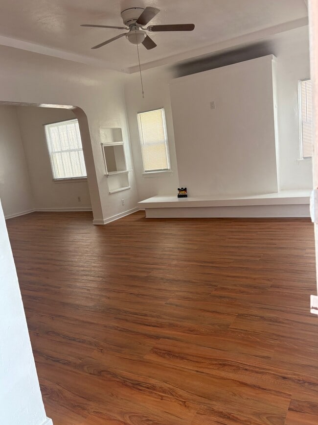 Building Photo - 1505 S Redondo Blvd